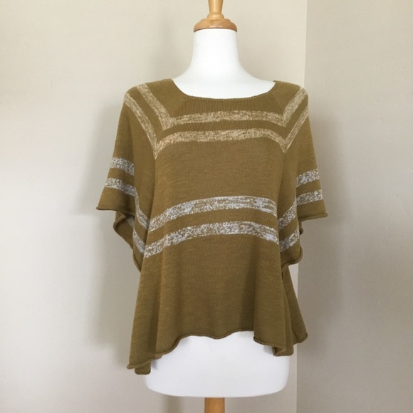 Free People Tops - FP Beach Free People “Go West” Lightweight Sweater Size XS